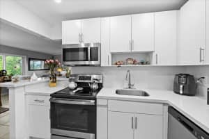 8280 24th Street, North Lauderdale, FL 33068 - MLS#B26024237