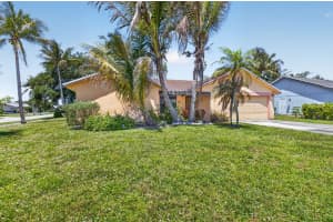 9389 Longmeadow Circle, Boynton Beach, FL 33436 - MLS#B26024262