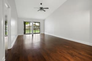 6215 Georgetown Place, Hobe Sound, FL 33455 - MLS#B26024263