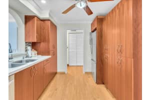 1147 Hillsboro Mile 201, Hillsboro Beach, FL 33062, Hillsboro Beach, FL 33062 - MLS#B26024289