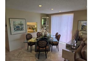 61 Eastgate Drive, Boynton Beach, FL 33436 - MLS#B26024298