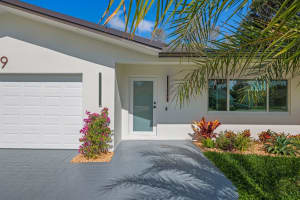 979 8th Street, Boca Raton, FL 33486 - MLS#B26024312