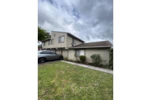 2229 Nw 59th Avenue 70-c, Lauderhill, Fl 33313, Lauderhill