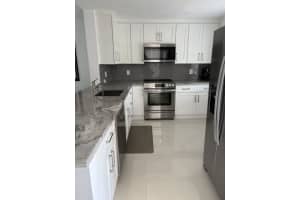 424 Se 10th Street 203, Dania Beach, Fl 33004, Dania Beach