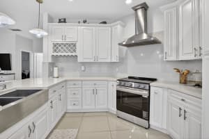 711 Heritage Way, Weston, FL 33326 - MLS#B26024330