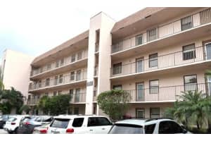2711 104th Avenue, Sunrise, FL 33322 - MLS#B26024340
