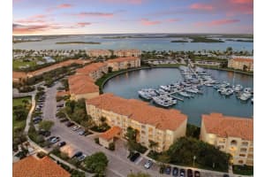 14 Harbour Isle Dr Drive, Fort Pierce, FL 34949 - MLS#B26024436
