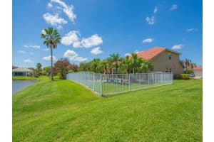 1010 Ruby Ave Avenue, Vero Beach, FL 32968 - MLS#B26024452