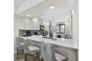 2441 Village Boulevard, West Palm Beach, FL 33409 - MLS#B26024463