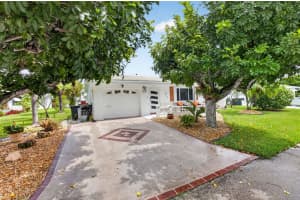 1803 22nd Way, Boynton Beach, FL 33426 - MLS#B26024503