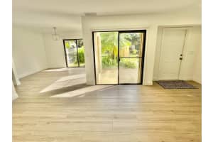 359 Prestwick Circle, Palm Beach Gardens, FL 33418 - MLS#B26024583