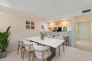 2621 Village Boulevard, West Palm Beach, FL 33409 - MLS#B26024590
