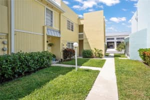 2161 36th Street, Lighthouse Point, FL 33064 - MLS#B26024605