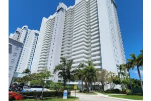 15051 Royal Oaks Lane, North Miami, FL 33181 - MLS#B26024606