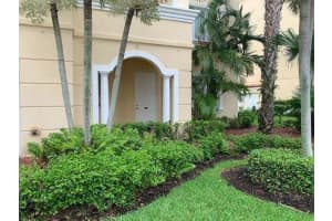 20 Harbour Isle Drive W 106, Fort Pierce, Fl 34949, Fort Pierce
