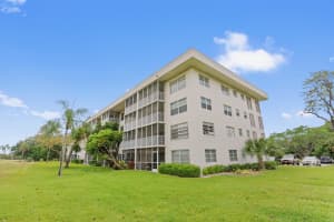 2900 Palm Aire Drive, Pompano Beach, FL 33069 - MLS#B26024665