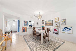 9420 Hollybrook Lake Drive, Pembroke Pines, FL 33025 - MLS#B26024673