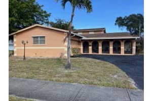 2320 NW 30th Way, Fort Lauderdale, FL 33311, - MLS#B26024682