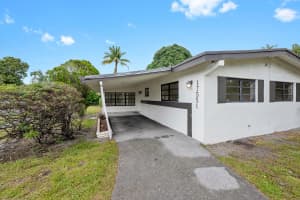 17551 NE 5th Ave, North Miami Beach, FL 33162, - MLS#B26024698