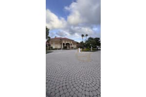 201 116th Avenue, Pembroke Pines, FL 33025 - MLS#B26024714