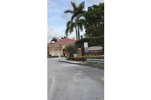 201 116th Avenue, Pembroke Pines, FL 33025 - MLS#B26024714