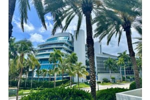 2950 NE 188th St APT 225, Aventura, FL 33180, - MLS#B26024784
