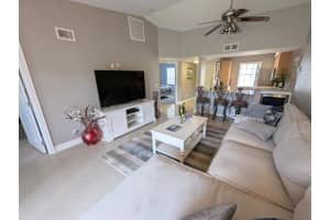 1045 Lake Shore Dr APT 202, West Palm Beach, FL 33403, - MLS#B26024791