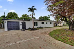 627 Ilex Drive, Lake Park, FL 33403 - MLS#B26024840