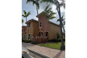 1064 144th Avenue, Pembroke Pines, FL 33027 - MLS#B26024841