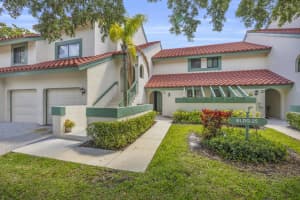 25 Lexington Lane, Palm Beach Gardens, FL 33418 - MLS#B26024859