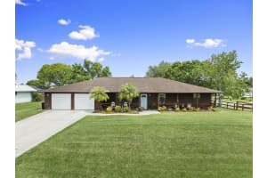 210 Deerwood Lane, Fort Pierce, FL 34947 - MLS#B26024871