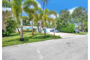 2933 12th Terrace, Pompano Beach, FL 33064 - MLS#B26024901