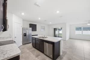 428 Fairchild Avenue, Port Saint Lucie, FL 34984 - MLS#B26024911