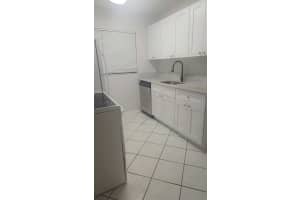 4111 Stirling Road, Dania Beach, FL 33314 - MLS#B26024941