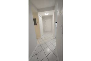 4111 Stirling Road, Dania Beach, FL 33314 - MLS#B26024941