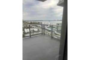 220 Lake Shore Drive, Lake Park, FL 33403 - MLS#B26024955