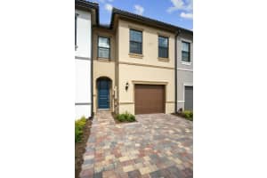 4837 Chantilly Road, Lake Worth, FL 33467 - MLS#B26024976