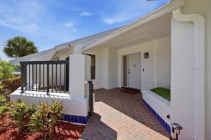 10775 Waterberry Drive, Boca Raton, FL 33498 - MLS#B26025006