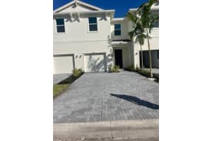 4657 Meyerson Place, Lake Worth, FL 33463 - MLS#B26025022