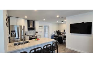 330 59th Court, Oakland Park, FL 33334 - MLS#B26025031