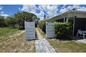 1125 Ocean Drive, Hutchinson Island, FL 34949 - MLS#B26025033