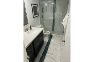 2100 33rd Avenue, Fort Lauderdale, FL 33305 - MLS#B26025040