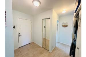 226 Palmetto Court, Jupiter, FL 33458 - MLS#B26025077