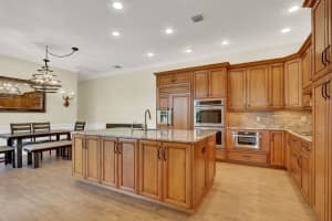 2931 Twin Oaks Way, Wellington, FL 33414 - MLS#B26025079