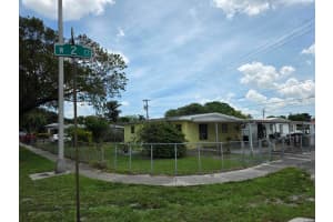6495 2nd Court, Hialeah, FL 33012 - MLS#B26025101