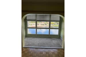 2950 Sunrise Lakes Drive, Sunrise, FL 33322 - MLS#B26025110