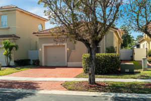 2302 37th Road, Homestead, FL 33033 - MLS#B26025151