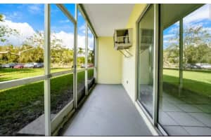 100 132nd Way, Pembroke Pines, FL 33027 - MLS#B26025162