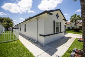 6036 Azalea Circle, West Palm Beach, FL 33415 - MLS#B26025166
