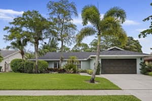 756 Juniper Place, Wellington, Fl 33414, Wellington